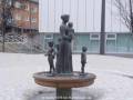 Springbrunnen "Mutter und Kind"