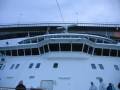 MS Finnmarken unter der Brücke von Tromsø