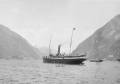 DS MIRA (1911) in Odda / public domain - Fotograf: Anders Beer Wilse/Norwegian Museum of Cultural History