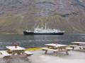 MS LOFOTEN vor Urke im Norangsfjord