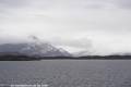 Zwischen Gjerdøya und Rangsundøya, Blick auf den wolkenumrahmten Telnestinden 973 m